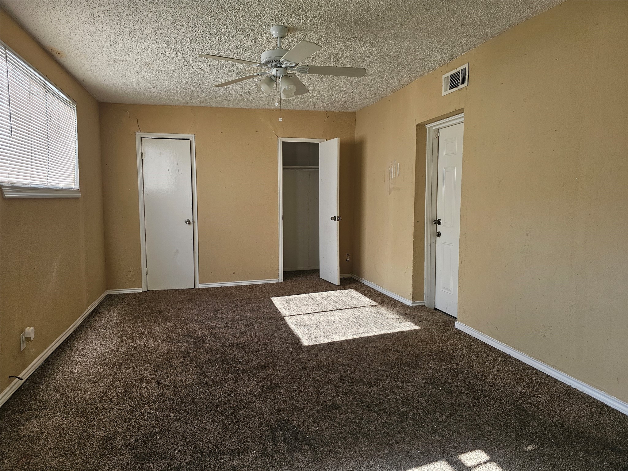 118 W Wanda , Garland, TX, 75040 | 20818481 | Realty Texas LLC