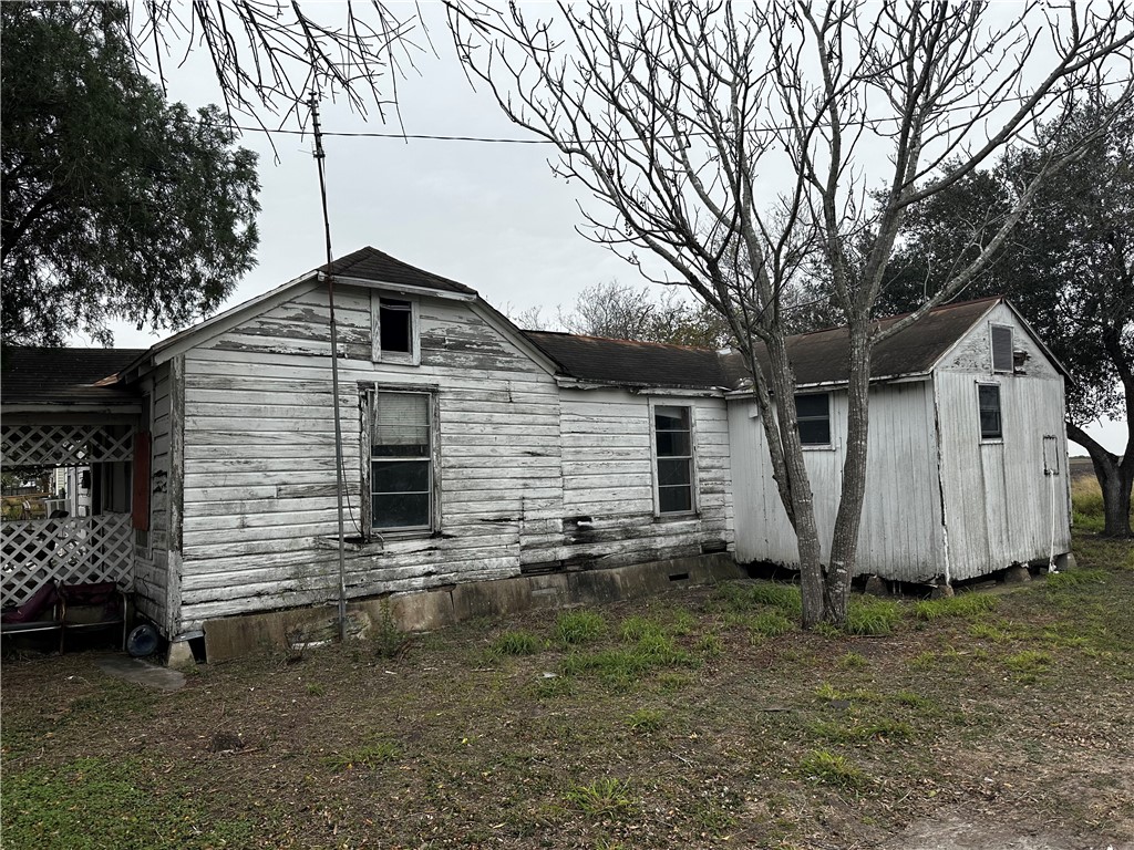 516 N Francis Street, Bishop, TX, 78343 | 453152 | Realty Texas LLC