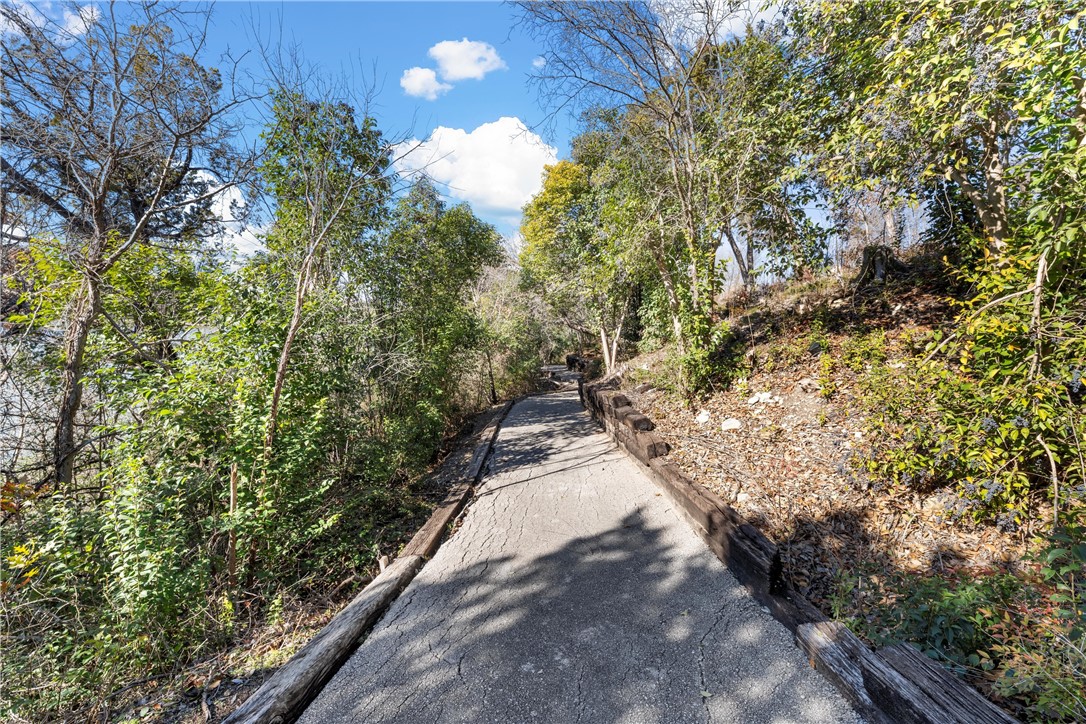 25 Enclave Court , Waco, TX, 76708 | 227518 | Realty Texas LLC