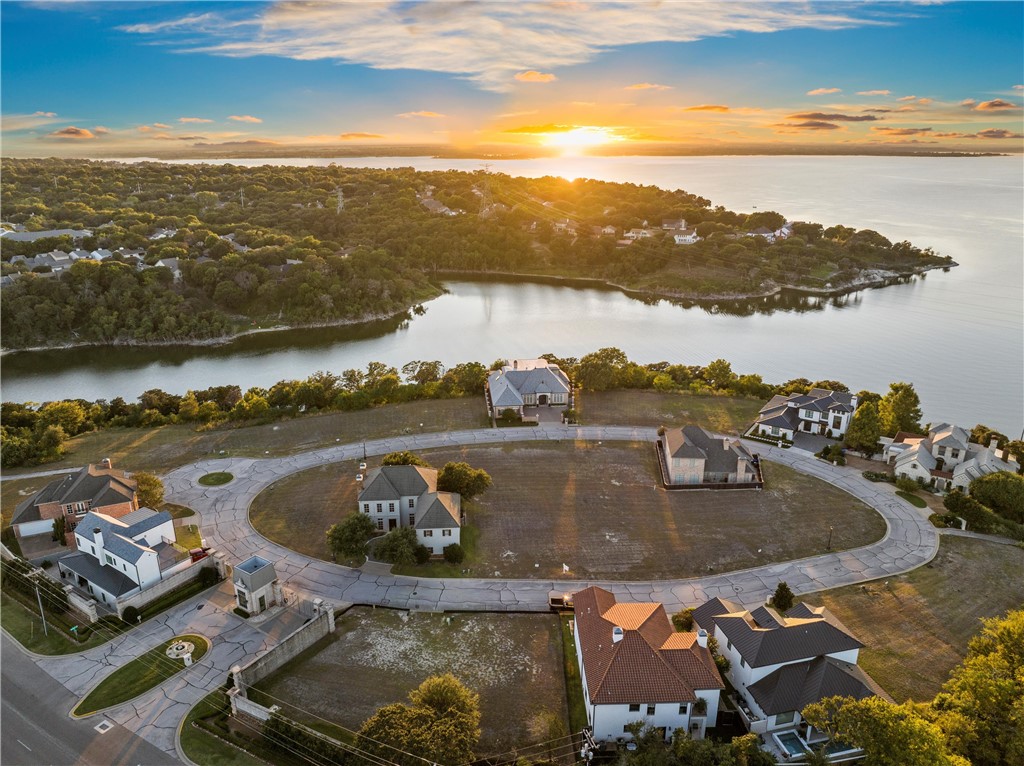 27 Enclave Court , Waco, TX, 76708 | 227520 | Realty Texas LLC