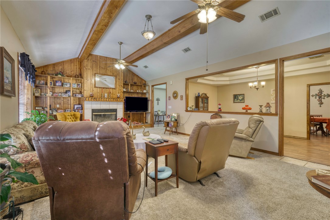 6557 W Highway 21 Highway W , Madisonville, TX, 77864 | 25000645 | Realty Texas LLC