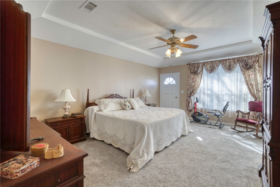 6557 W Highway 21 Highway W , Madisonville, TX, 77864 | 25000645 | Realty Texas LLC