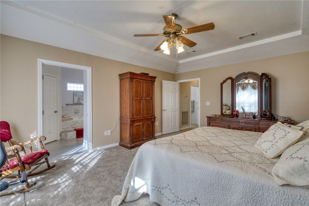 6557 W Highway 21 Highway W , Madisonville, TX, 77864 | 25000645 | Realty Texas LLC