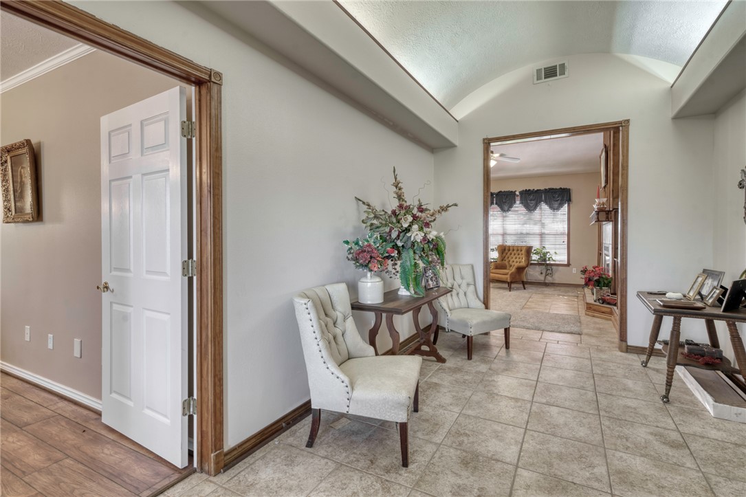 6557 W Highway 21 Highway W , Madisonville, TX, 77864 | 25000645 | Realty Texas LLC