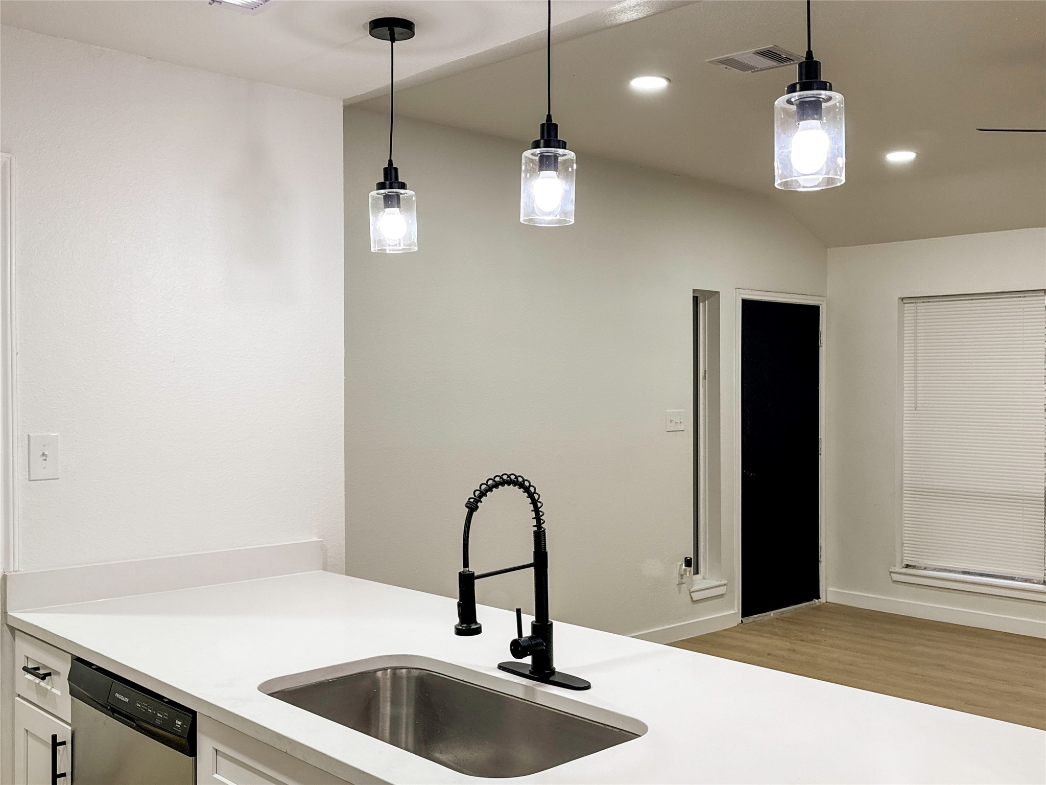 2013 Tremont Court , Rosenberg, TX, 77471 | 47263076 | Realty Texas LLC