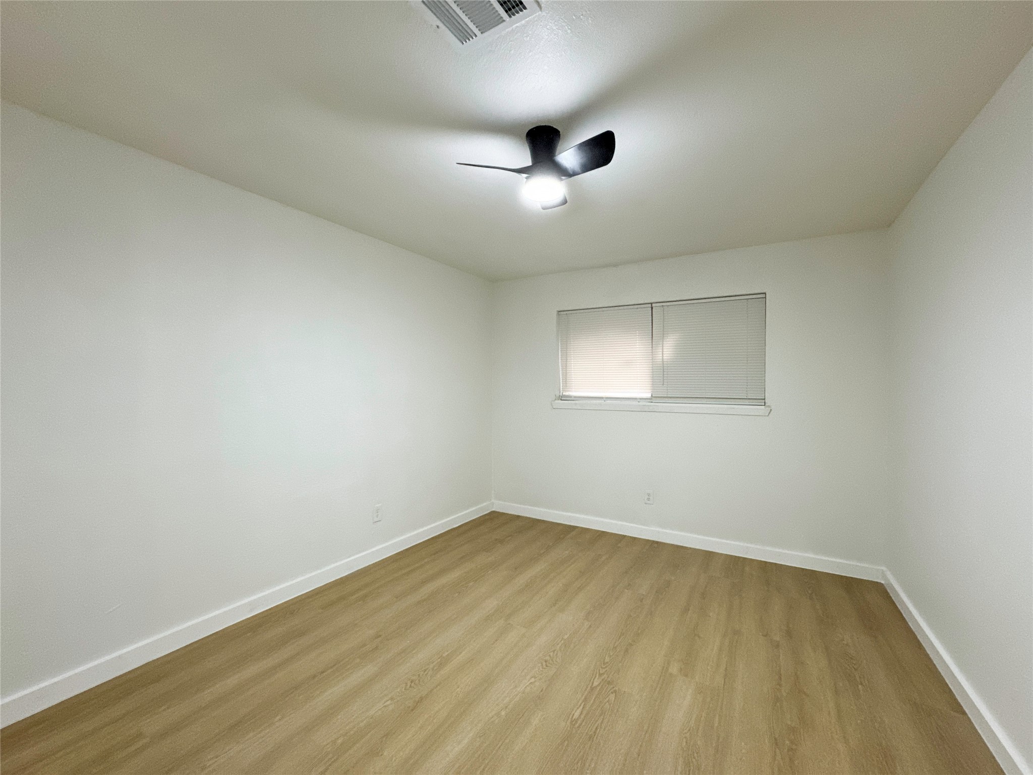 2013 Tremont Court , Rosenberg, TX, 77471 | 47263076 | Realty Texas LLC