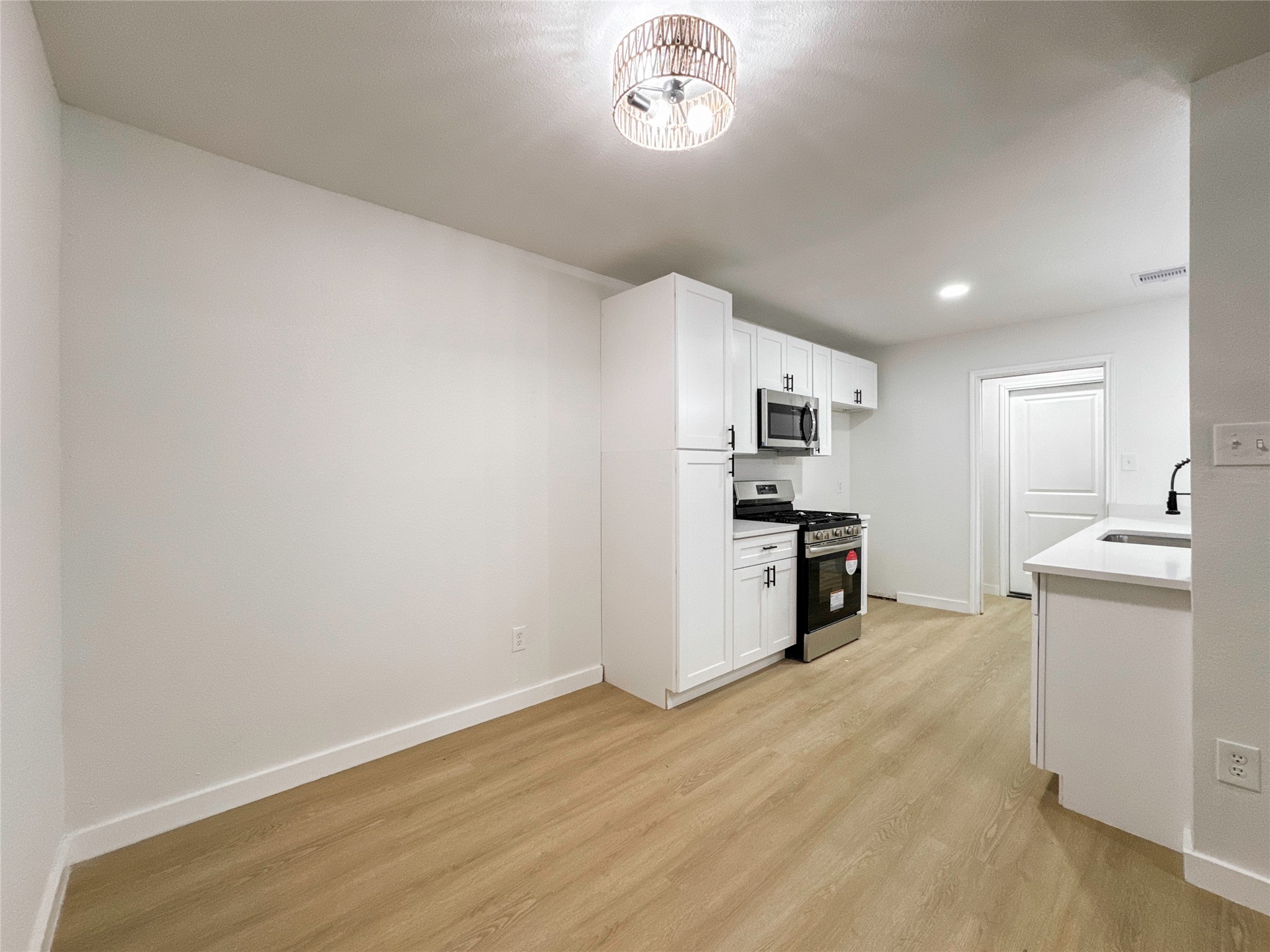 2013 Tremont Court , Rosenberg, TX, 77471 | 47263076 | Realty Texas LLC
