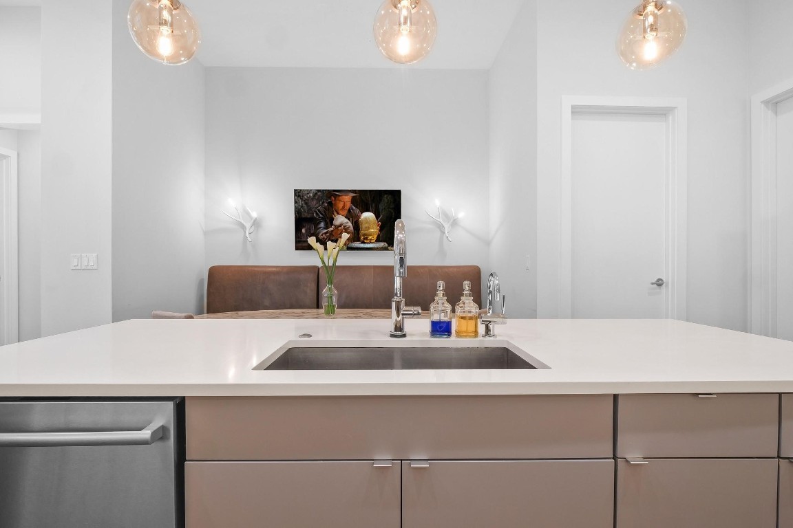 555 E 5th Street 3022 , Austin, TX, 78701 | 3392904 | Realty Texas LLC