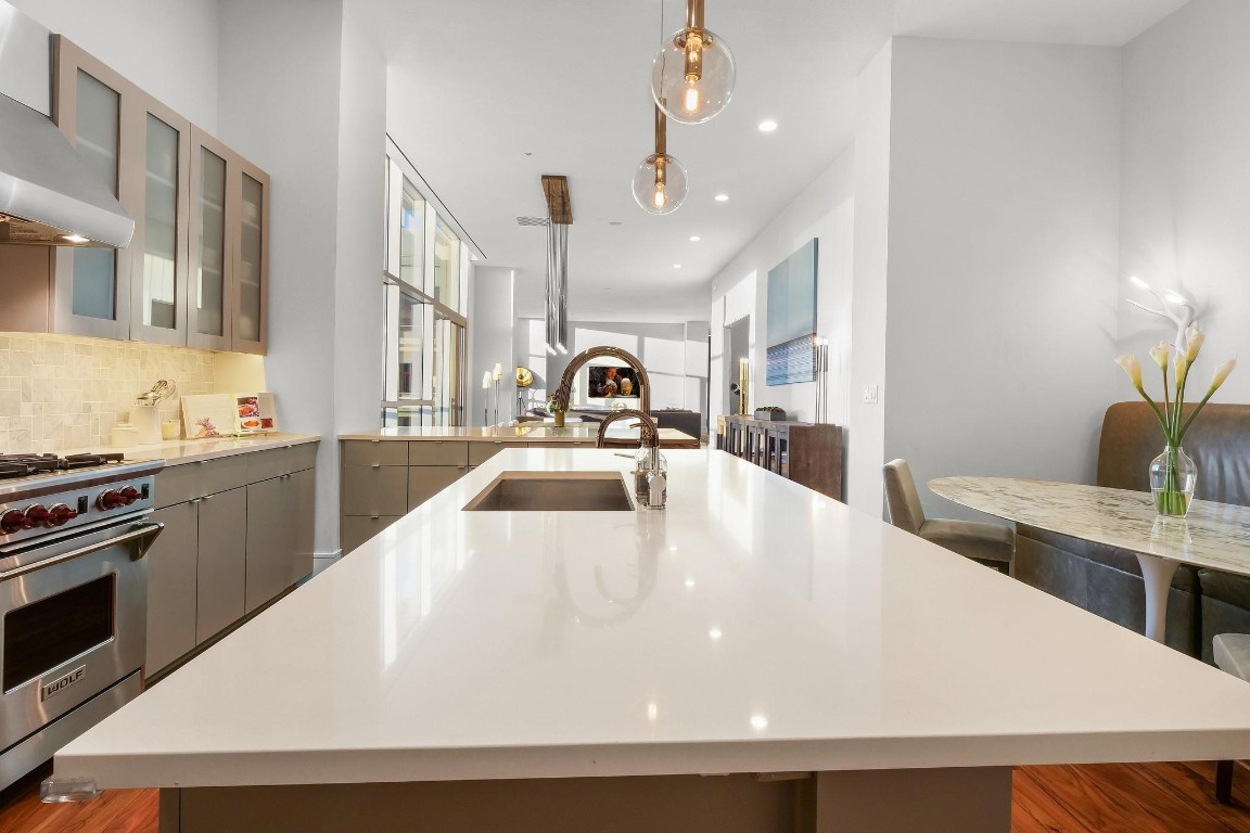 555 E 5th Street 3022 , Austin, TX, 78701 | 3392904 | Realty Texas LLC