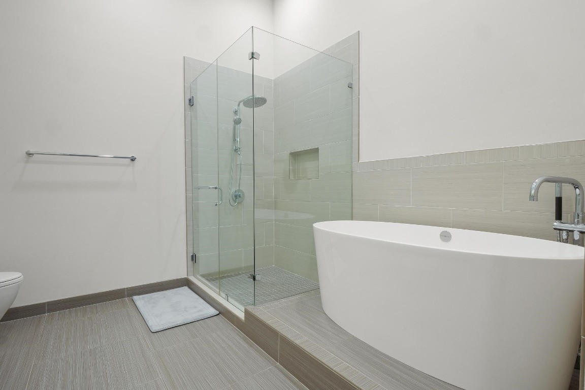 555 E 5th Street 3022 , Austin, TX, 78701 | 3392904 | Realty Texas LLC