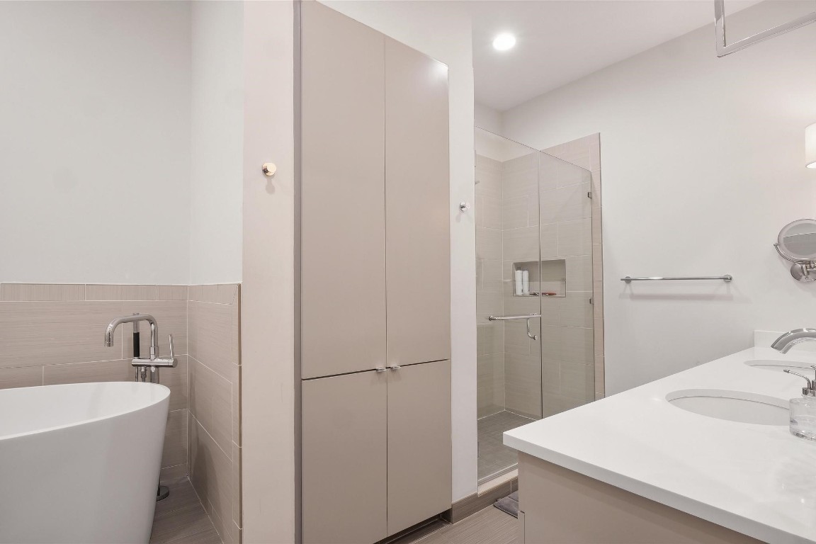 555 E 5th Street 3022 , Austin, TX, 78701 | 3392904 | Realty Texas LLC