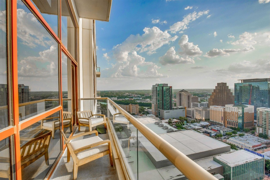 555 E 5th Street 3022 , Austin, TX, 78701 | 3392904 | Realty Texas LLC