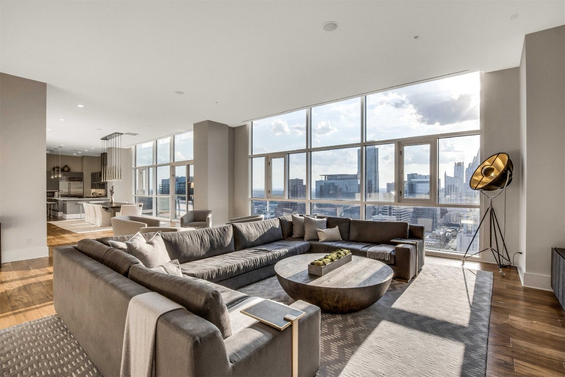 555 E 5th Street 3022 , Austin, TX, 78701 | 3392904 | Realty Texas LLC