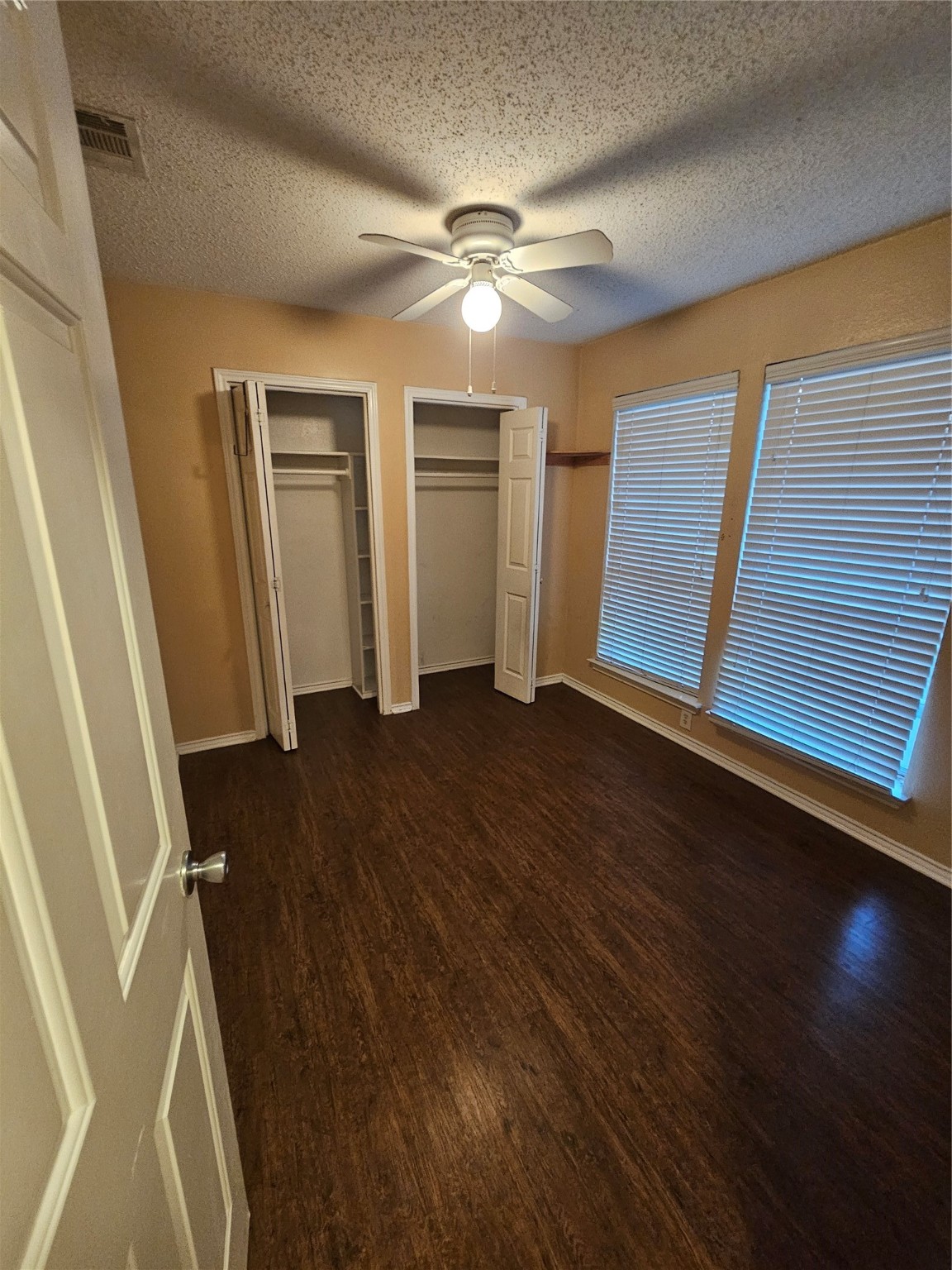 1402 Darr Street A , Irving, TX, 75061 | 20820634 | Realty Texas LLC