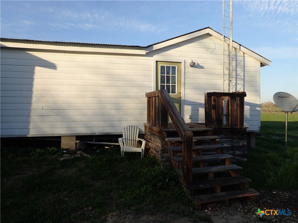 471 FM 1296 , Waelder, TX, 78959 | 567416 | Realty Texas LLC