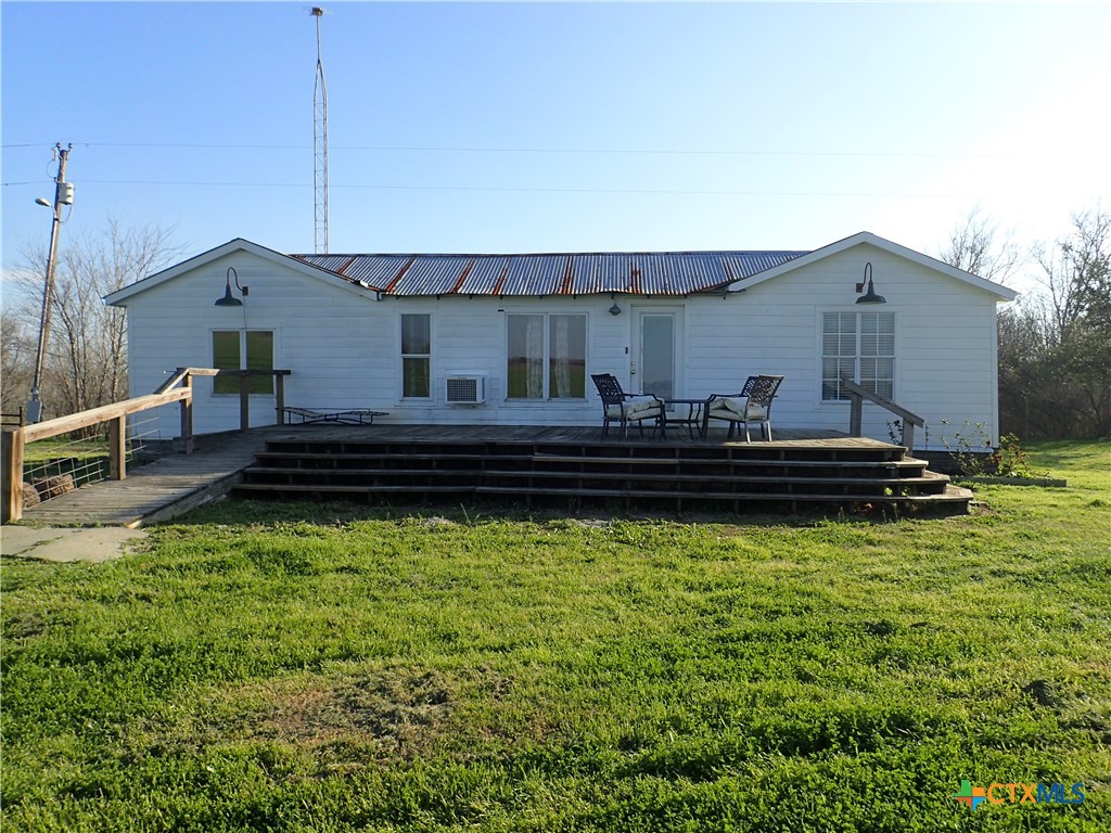 471 FM 1296 , Waelder, TX, 78959 | 567416 | Realty Texas LLC