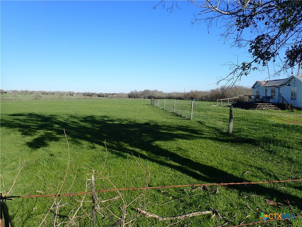 471 FM 1296 , Waelder, TX, 78959 | 567416 | Realty Texas LLC