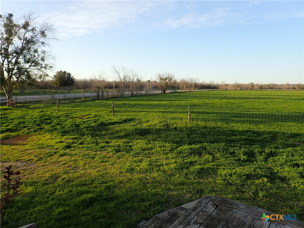 471 FM 1296 , Waelder, TX, 78959 | 567416 | Realty Texas LLC