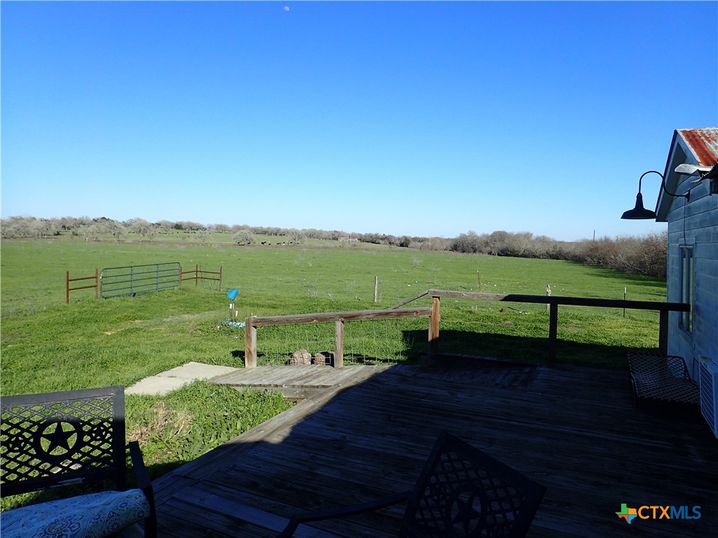 471 FM 1296 , Waelder, TX, 78959 | 567416 | Realty Texas LLC