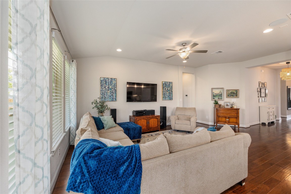 2344 Centennial Loop , Round Rock, TX, 78665 | 5465176 | Realty Texas LLC