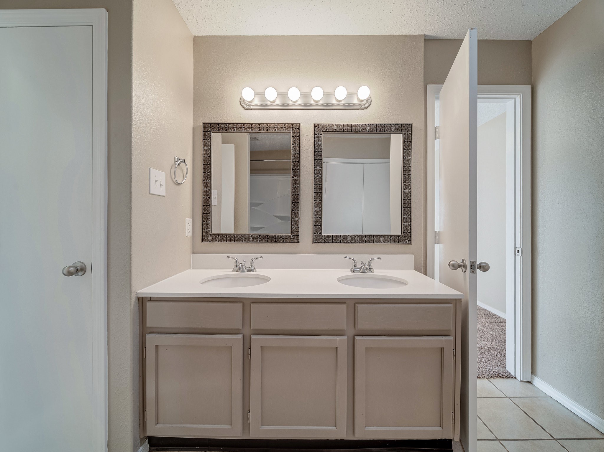 210 Lone Pine, Fort Worth, TX, 76108 | 20819211 | Realty Texas LLC