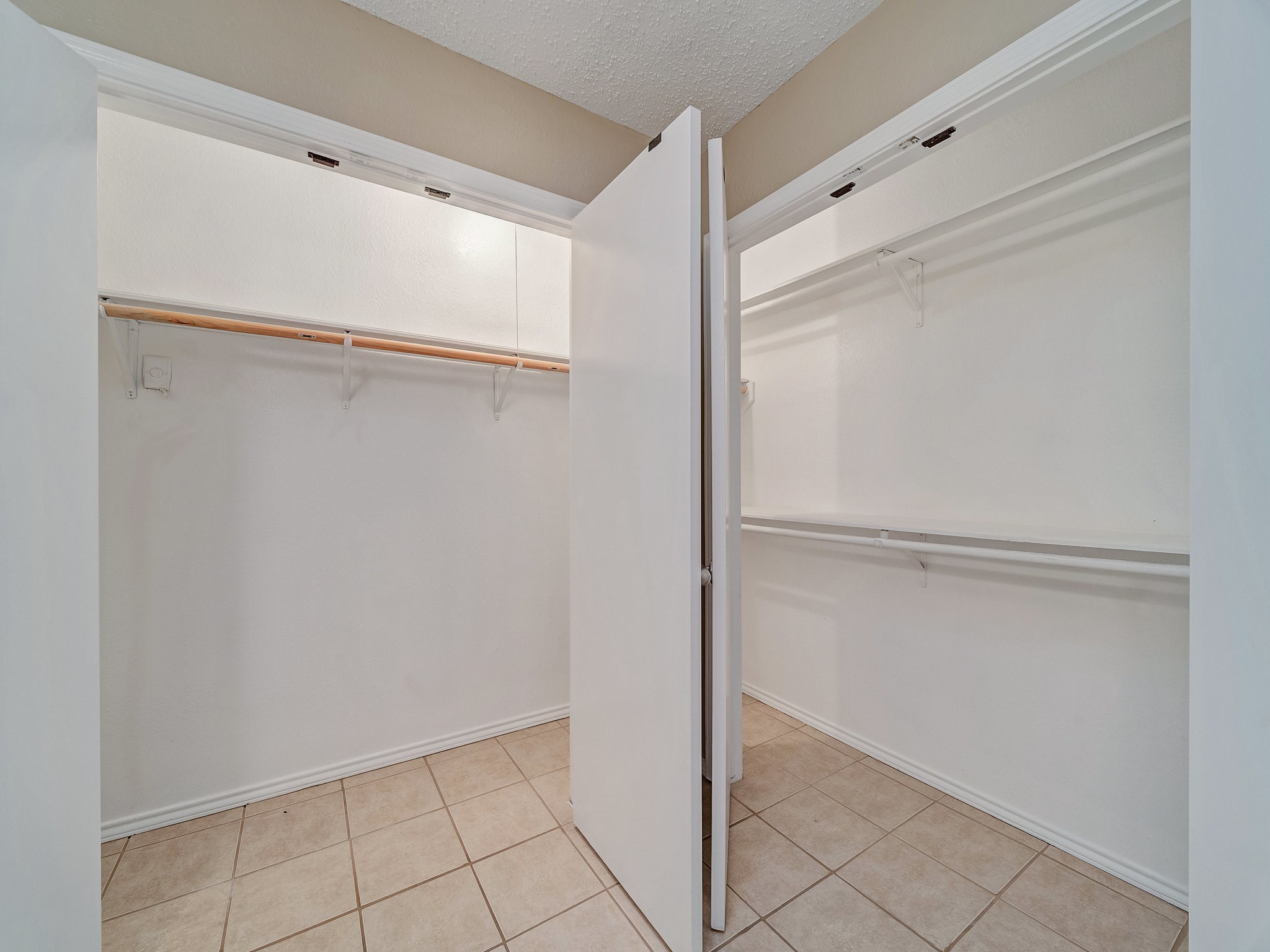 210 Lone Pine, Fort Worth, TX, 76108 | 20819211 | Realty Texas LLC