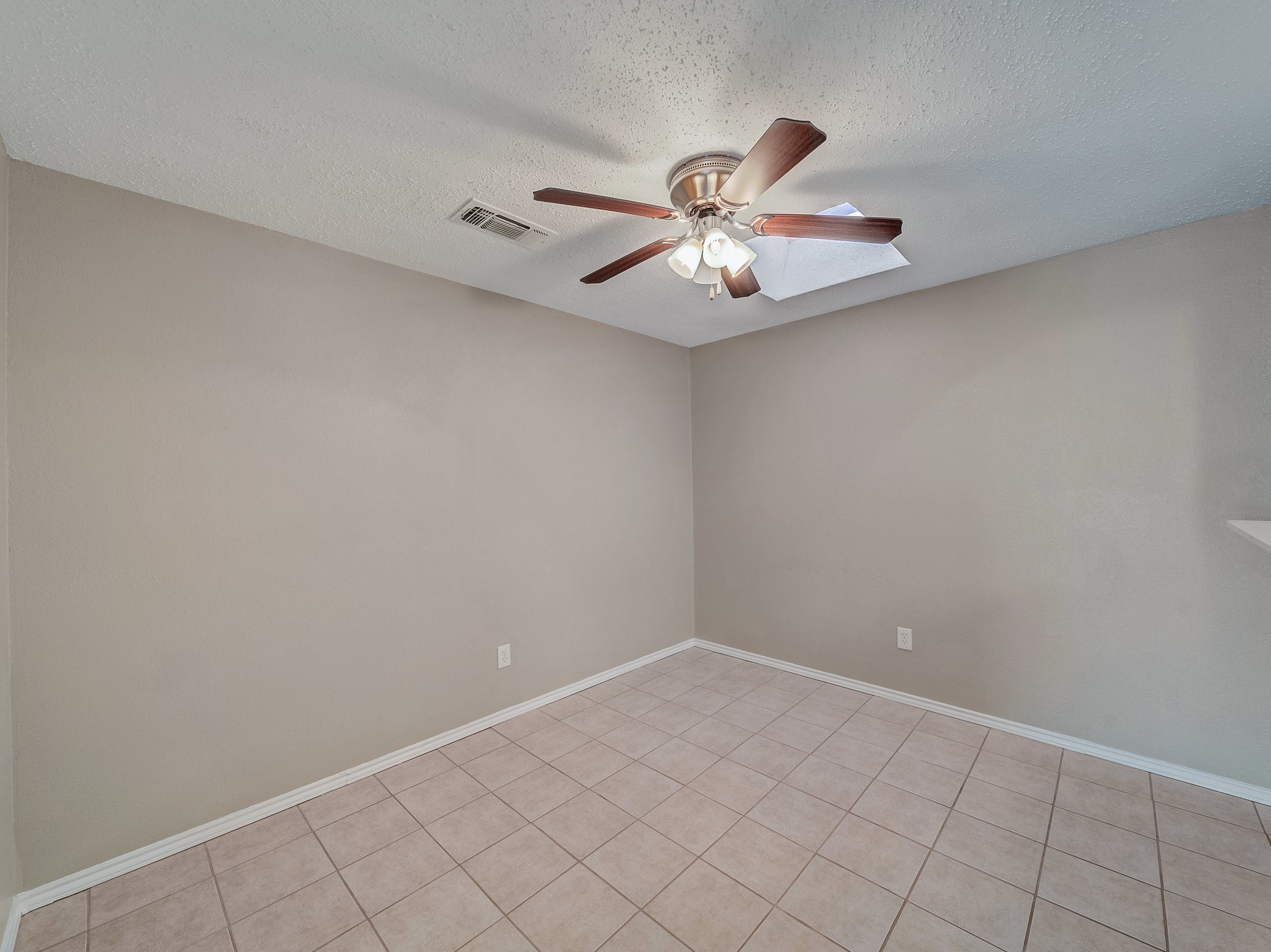 210 Lone Pine, Fort Worth, TX, 76108 | 20819211 | Realty Texas LLC