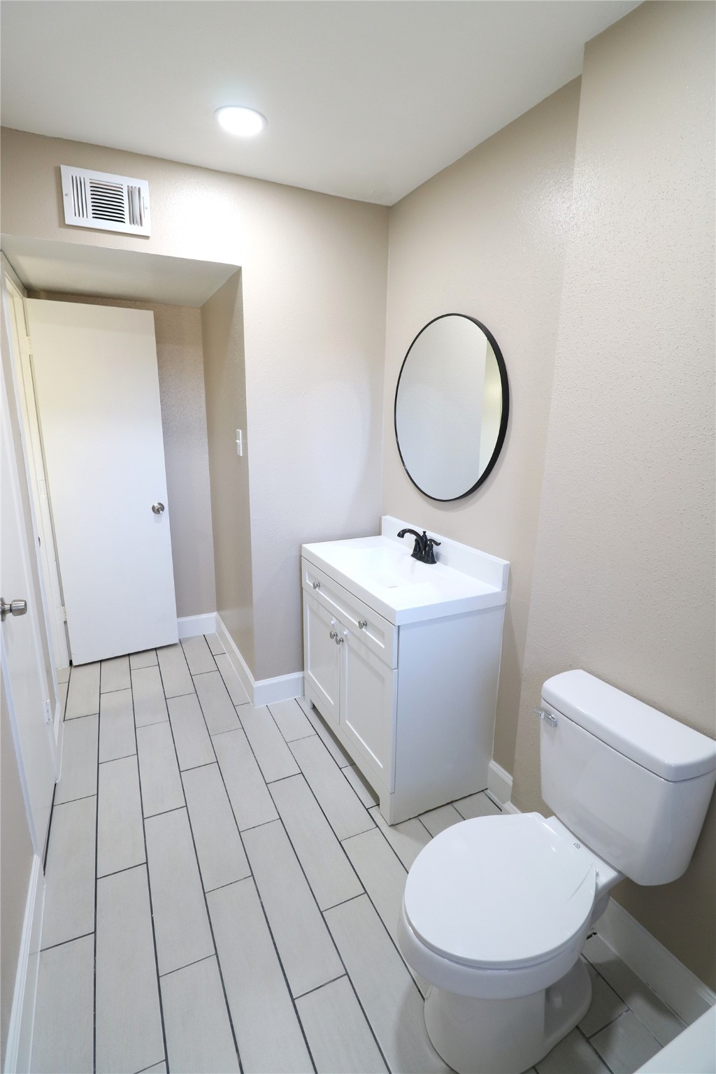 9702 Trumpet Street , Houston, TX, 77078 | 10627472 | Realty Texas LLC