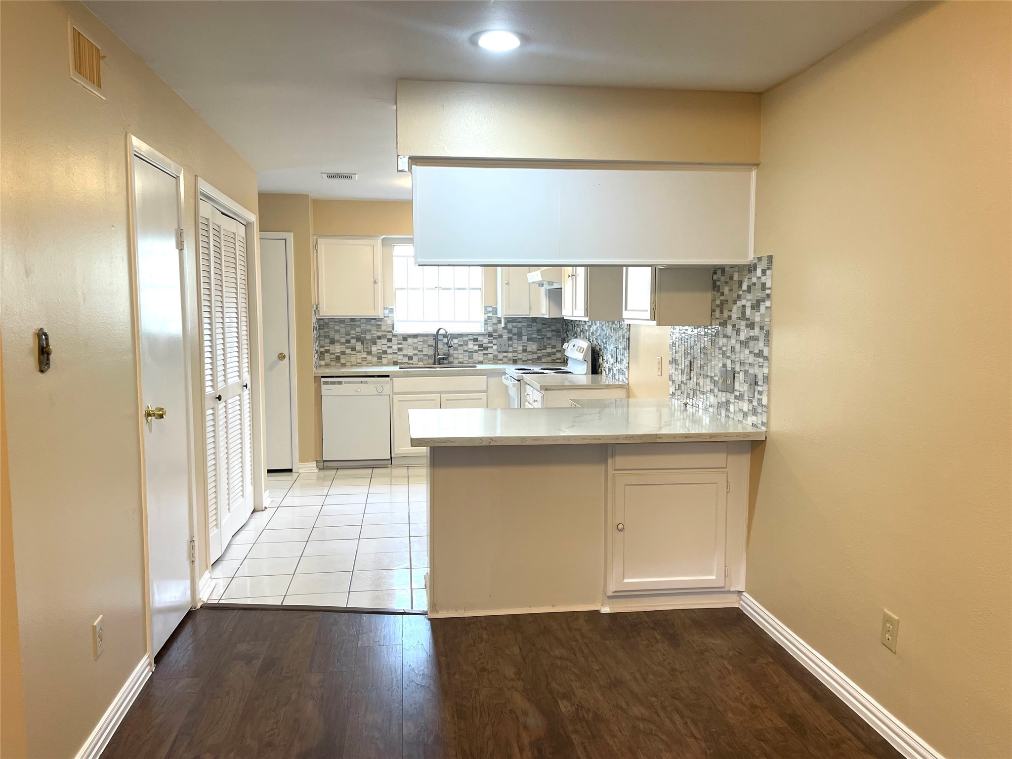6326 Cambridge Glen Lane , Houston, TX, 77035 | 10392884 | Realty Texas LLC
