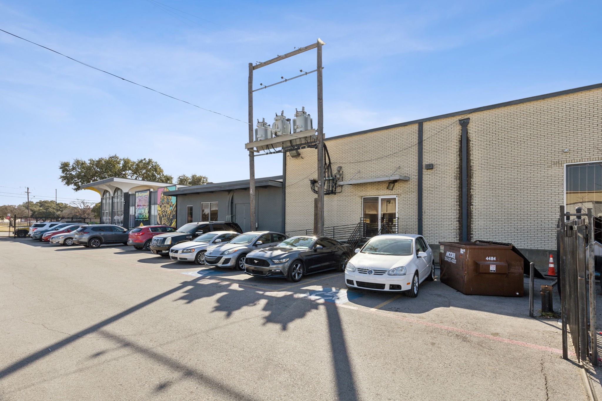1365 Regal Row , Dallas, TX, 75247 | 20822191 | Realty Texas LLC