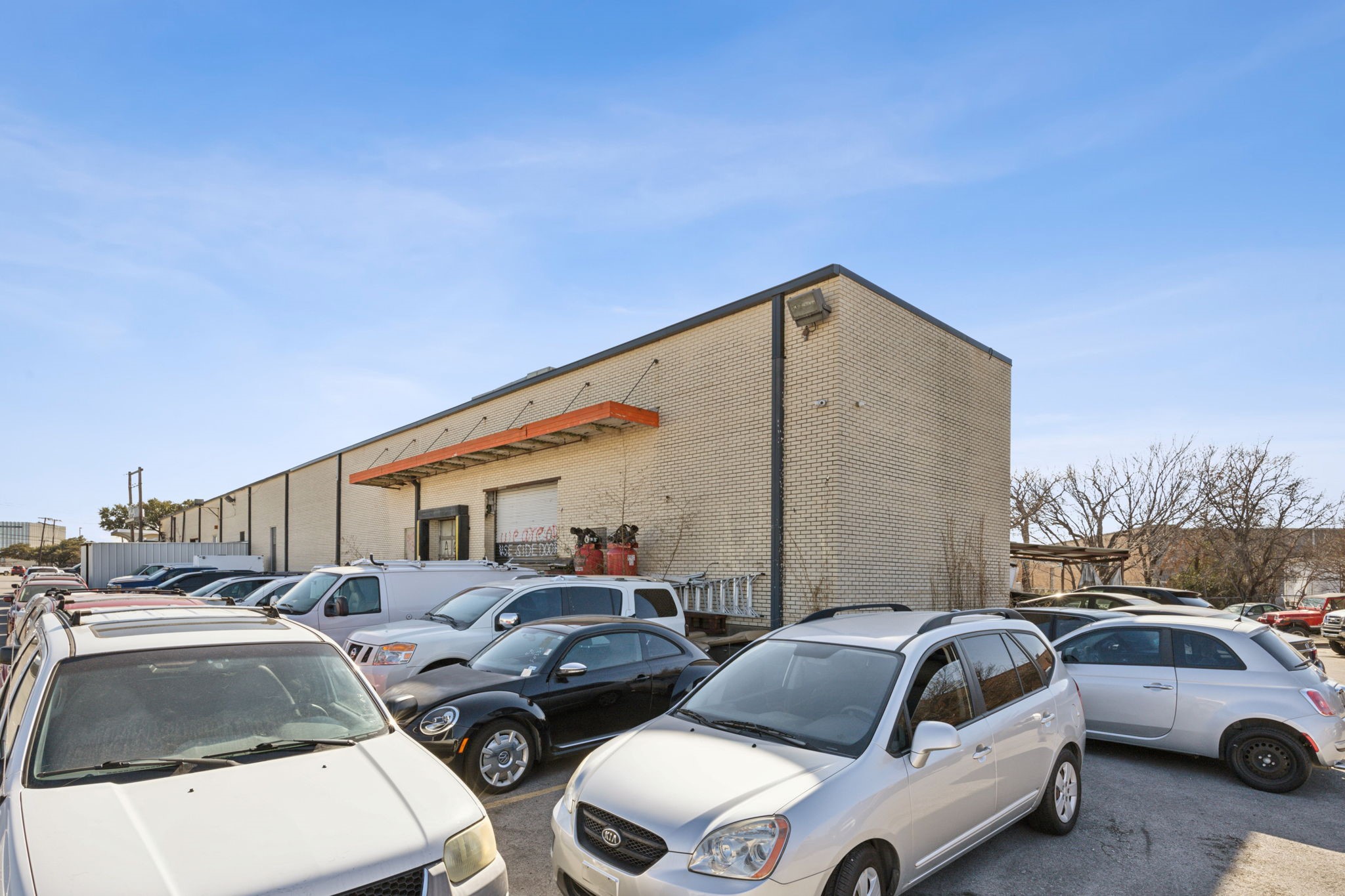 1365 Regal Row , Dallas, TX, 75247 | 20822191 | Realty Texas LLC