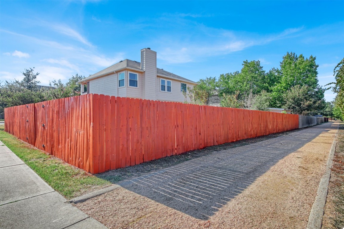 800 Windsor Hill Drive , Pflugerville, TX, 78660 | 6837401 | Realty Texas LLC