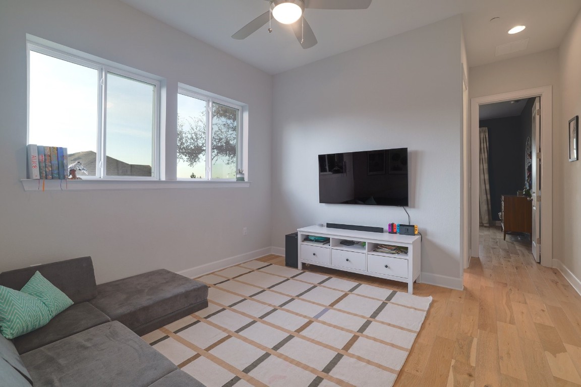 9825 Fallow Run , Austin, TX, 78736 | 4187849 | Realty Texas LLC