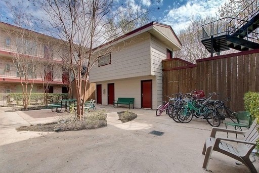 2207 Leon Street 104, Austin, TX, 78705 | 1860197 | Realty Texas LLC