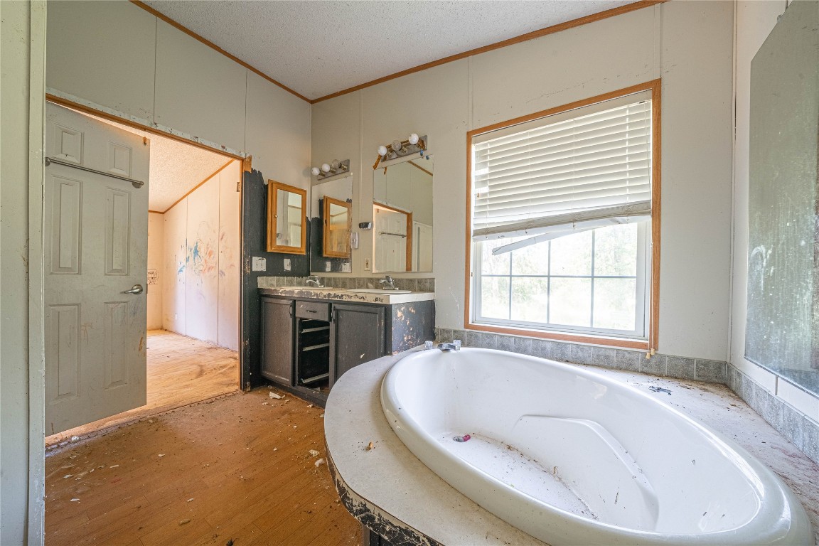 117 Charles Burnes Lane , Rosanky, TX, 78953 | 8466702 | Realty Texas LLC