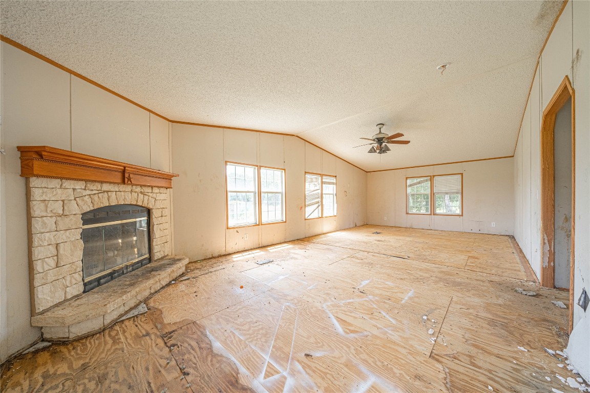117 Charles Burnes Lane , Rosanky, TX, 78953 | 8466702 | Realty Texas LLC