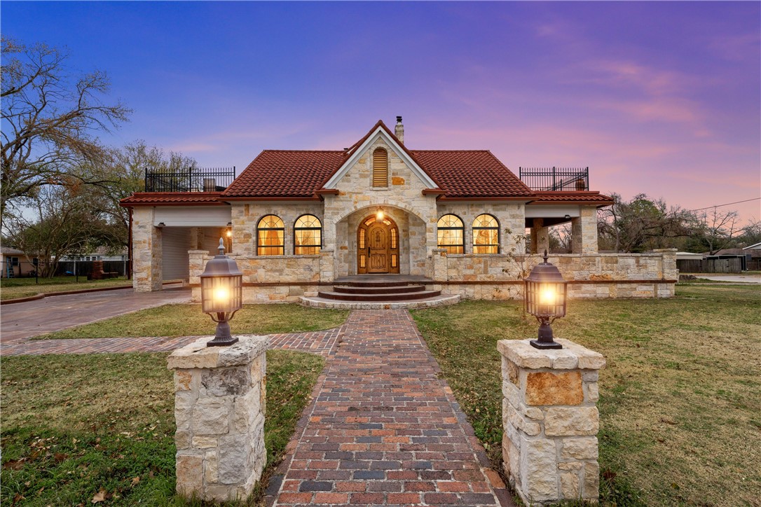 511 E Farrar Street , Groesbeck, TX, 76642 | 227711 | Realty Texas LLC
