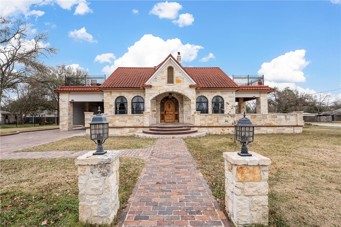 511 E Farrar Street , Groesbeck, TX, 76642 | 227711 | Realty Texas LLC