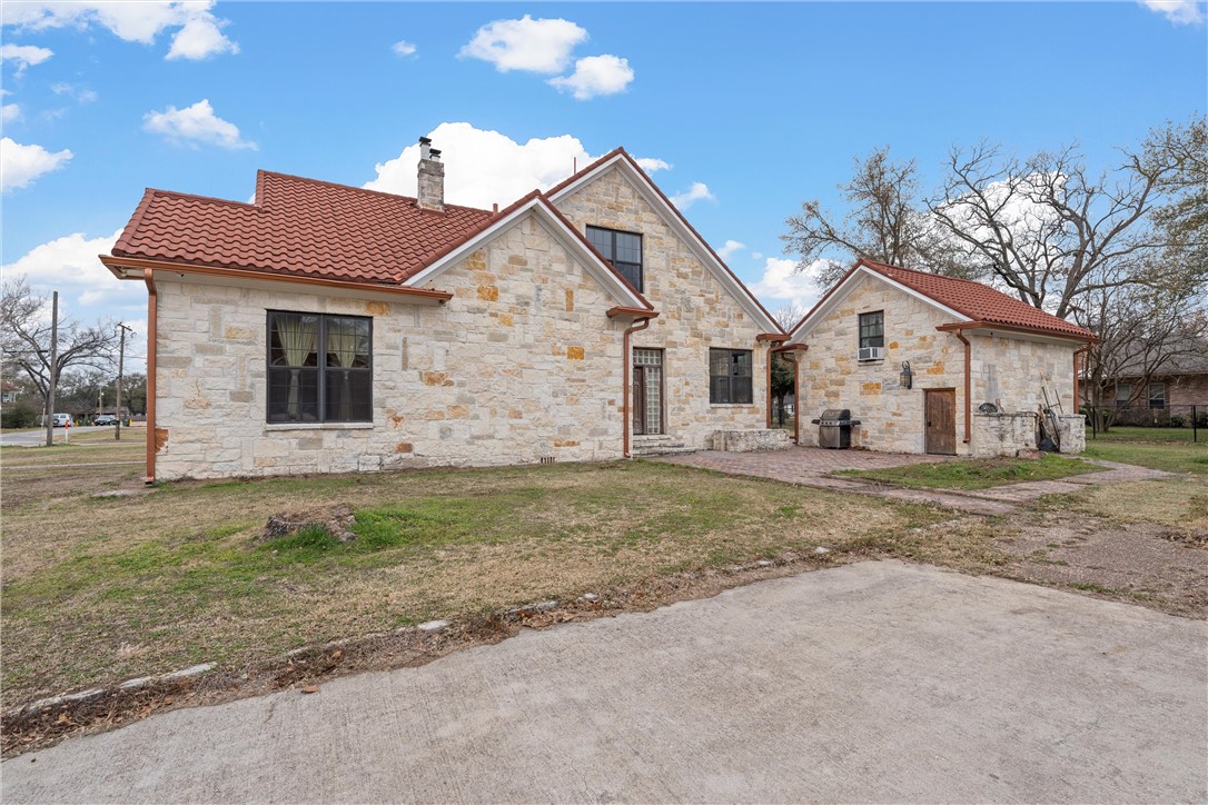 511 E Farrar Street , Groesbeck, TX, 76642 | 227711 | Realty Texas LLC