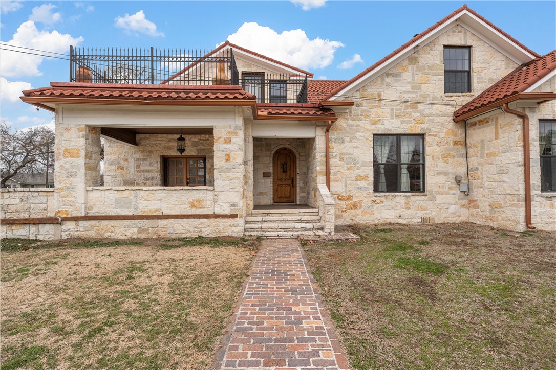 511 E Farrar Street , Groesbeck, TX, 76642 | 227711 | Realty Texas LLC