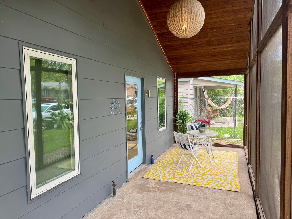 2219 Garden Street , Austin, TX, 78702 | 6032799 | Realty Texas LLC