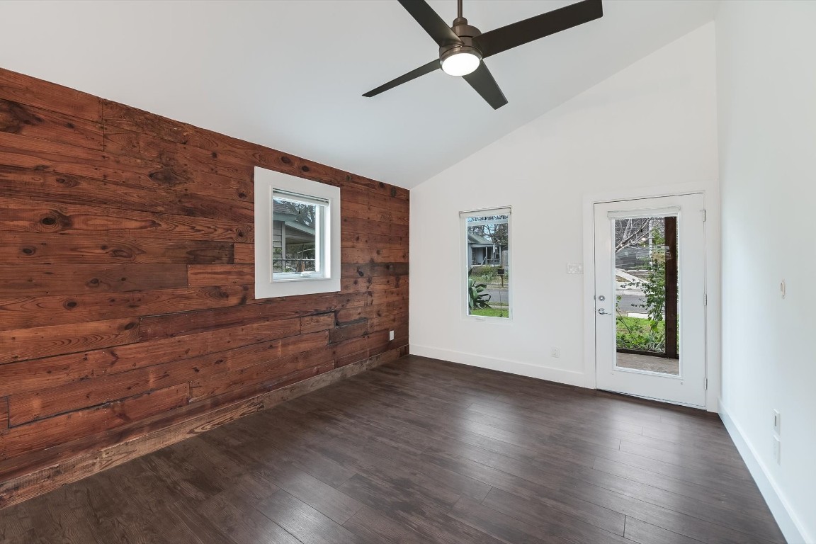 2219 Garden Street , Austin, TX, 78702 | 6032799 | Realty Texas LLC