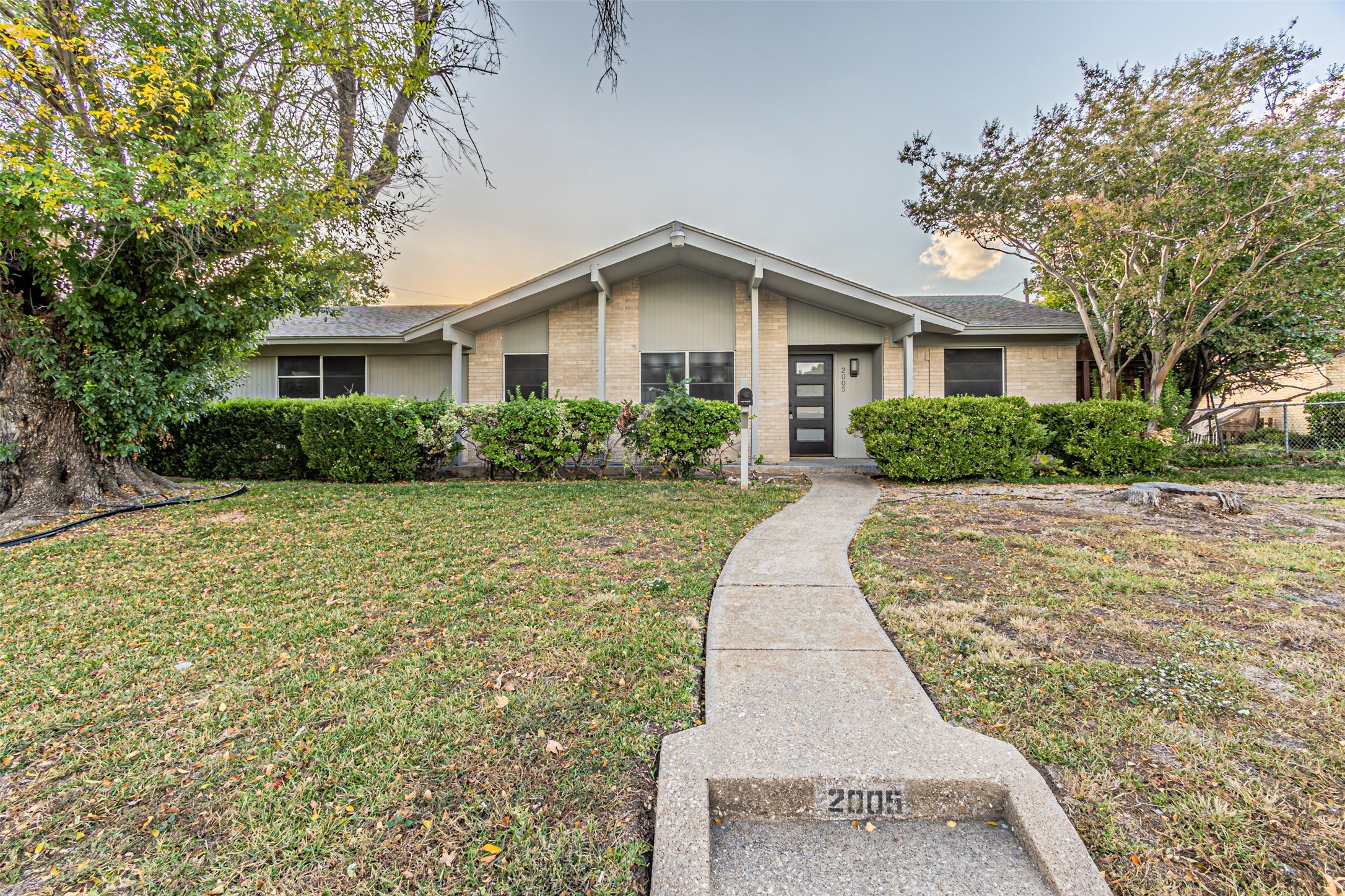 2005 Bamboo Street, Mesquite, TX, 75150 | 20825361 | Realty Texas LLC