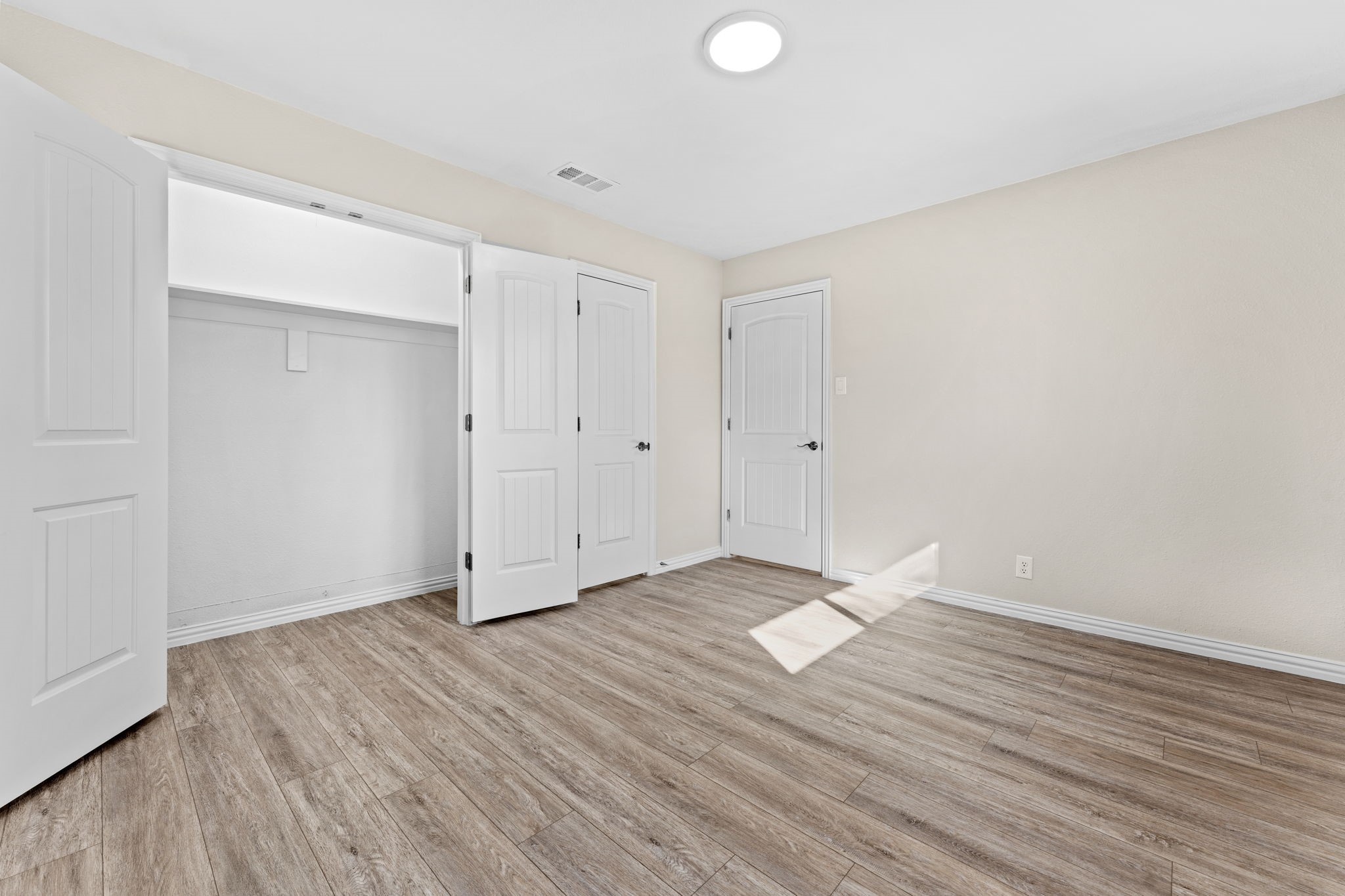 1726 Park Hill Drive , Arlington, TX, 76012 | 20824566 | Realty Texas LLC