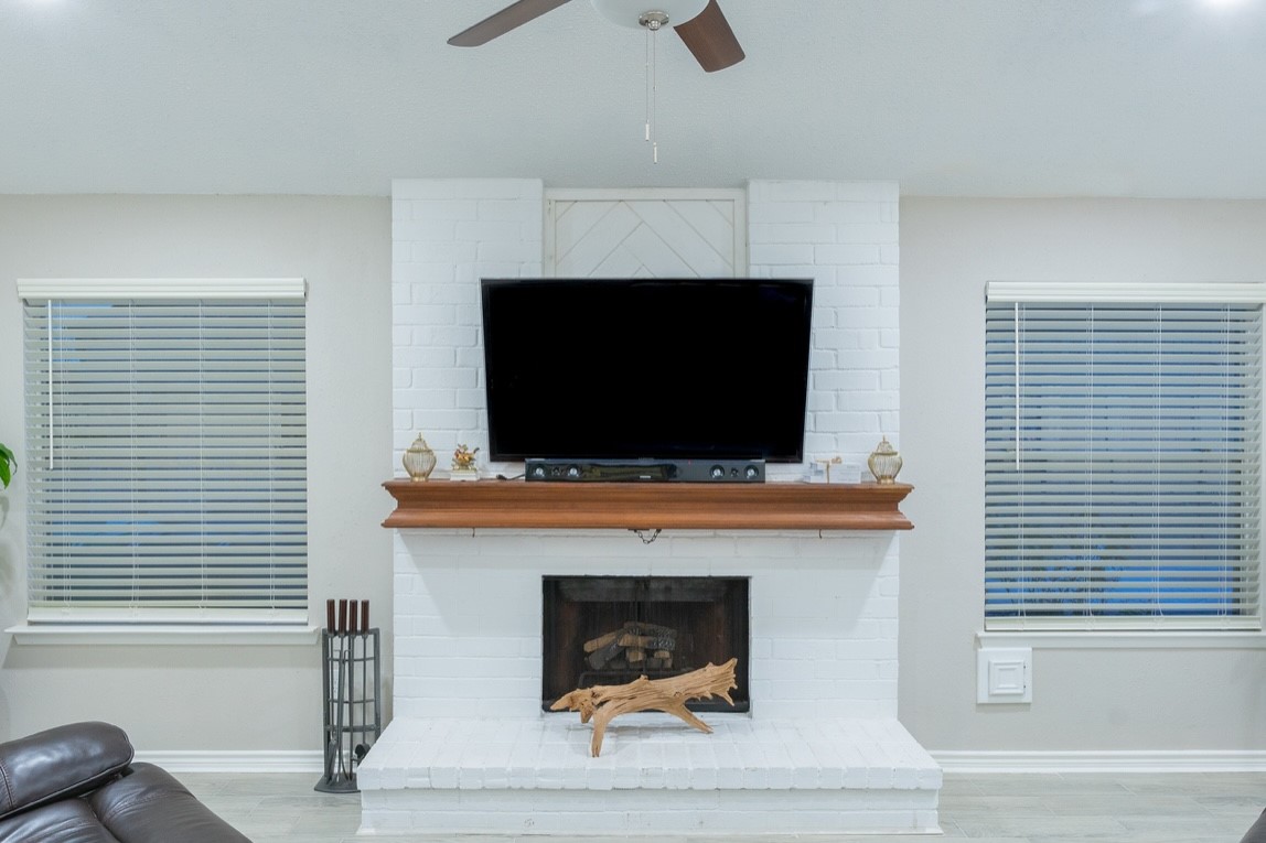11935 Kemp Hollow Lane , Houston, TX, 77043 | 79575399 | Realty Texas LLC