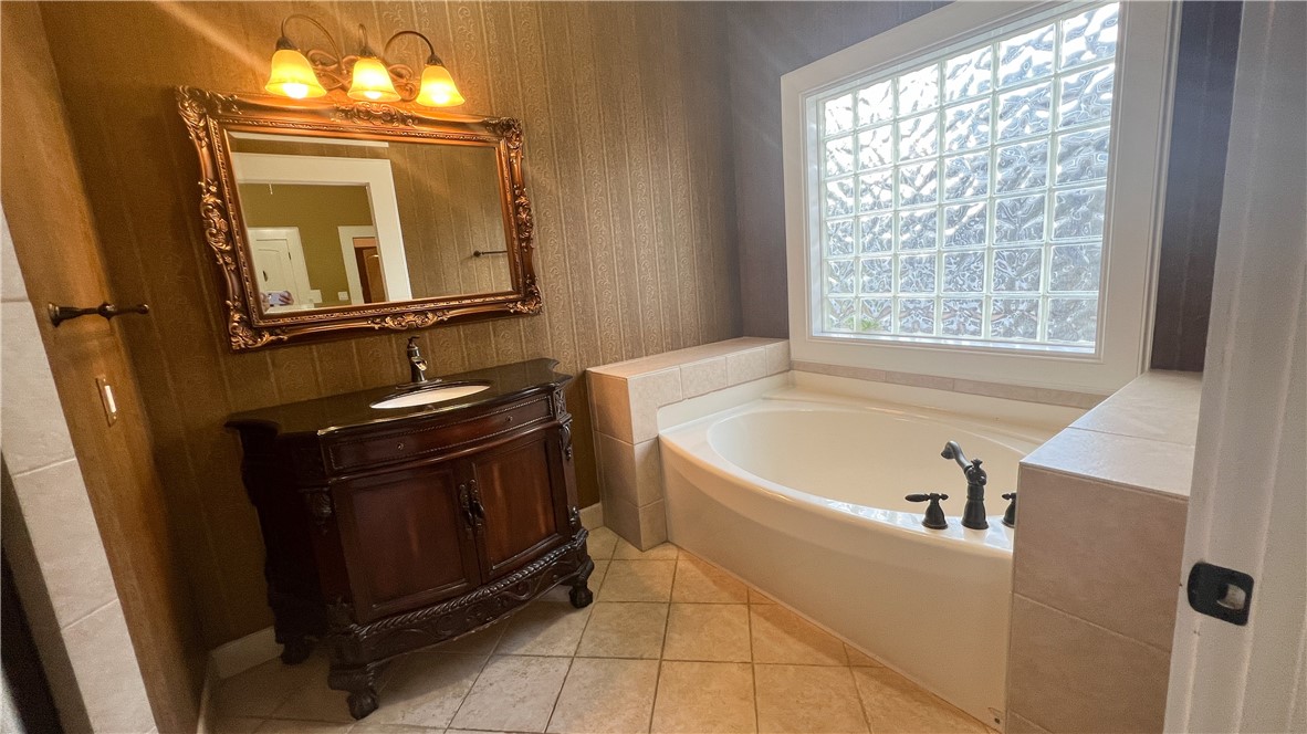 9500 Mayfield Avenue A, Shiro, TX, 77876 | 25000899 | Realty Texas LLC