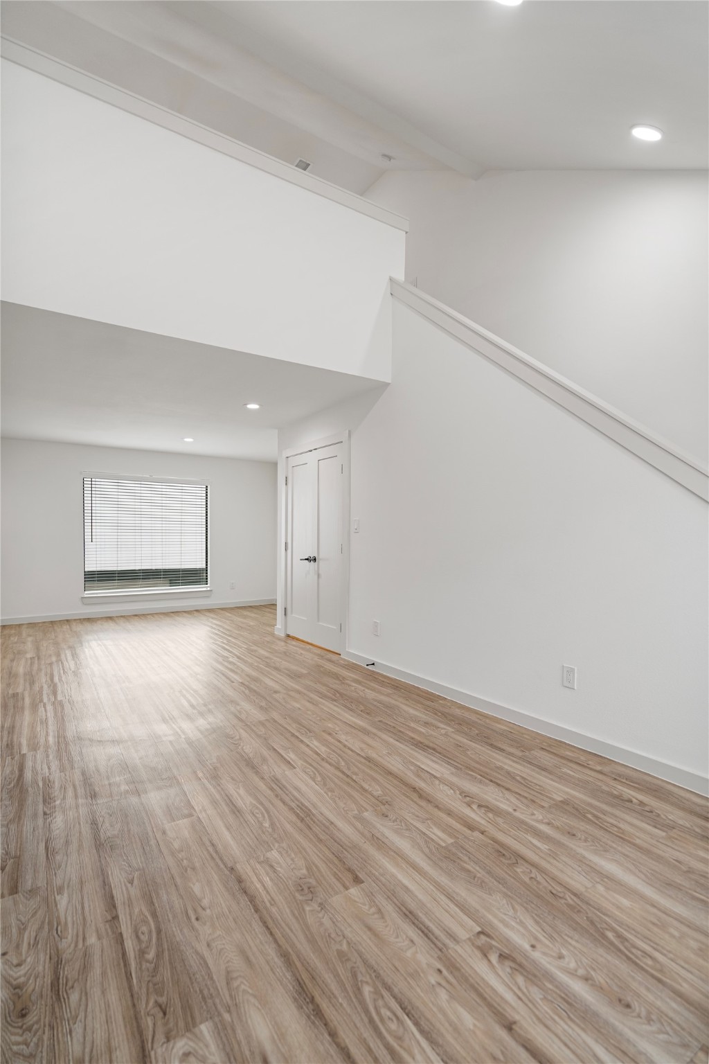 2909 Lucas Drive 208 , Dallas, TX, 75219 | 20823426 | Realty Texas LLC