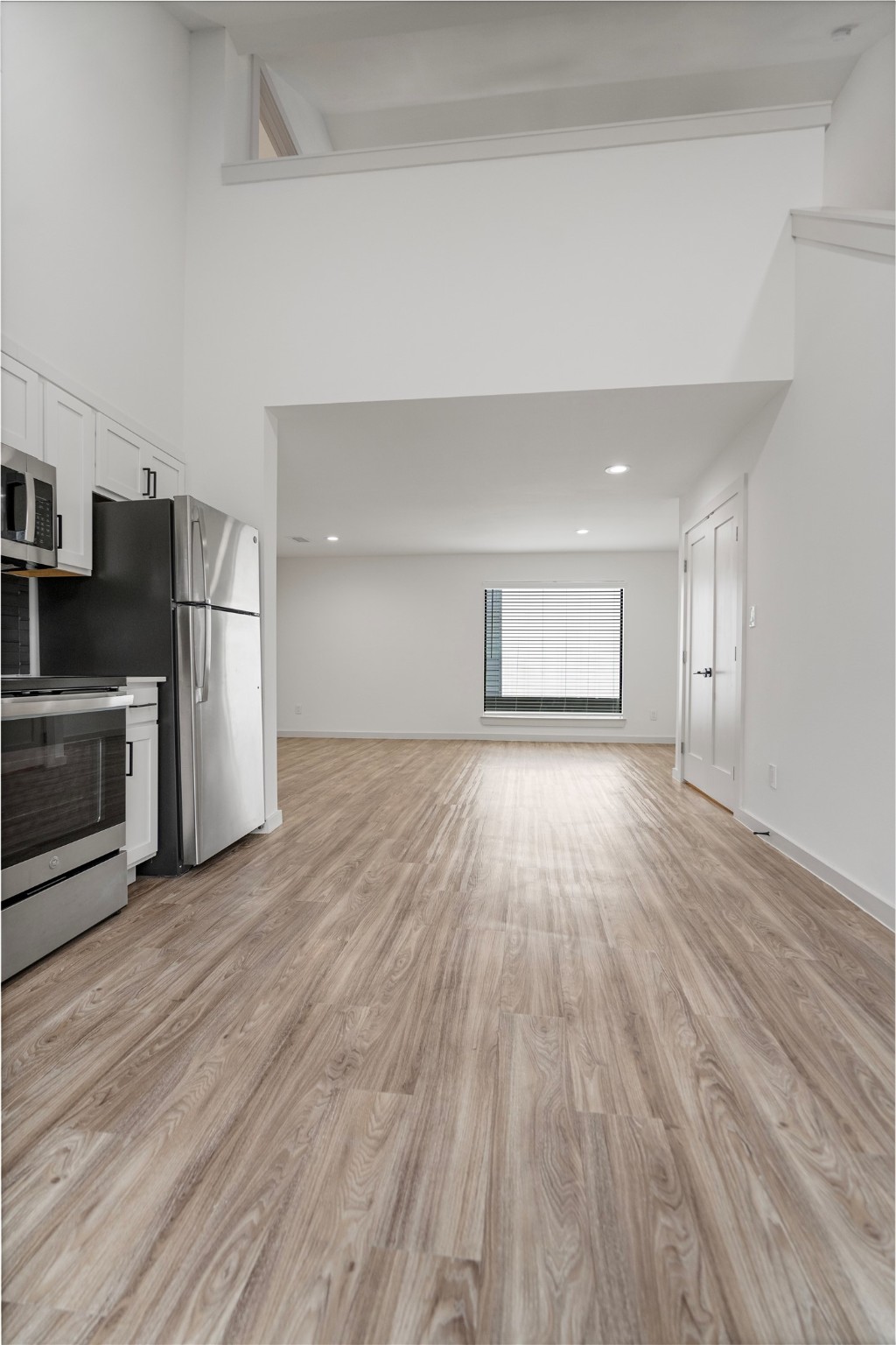 2909 Lucas Drive 208 , Dallas, TX, 75219 | 20823426 | Realty Texas LLC