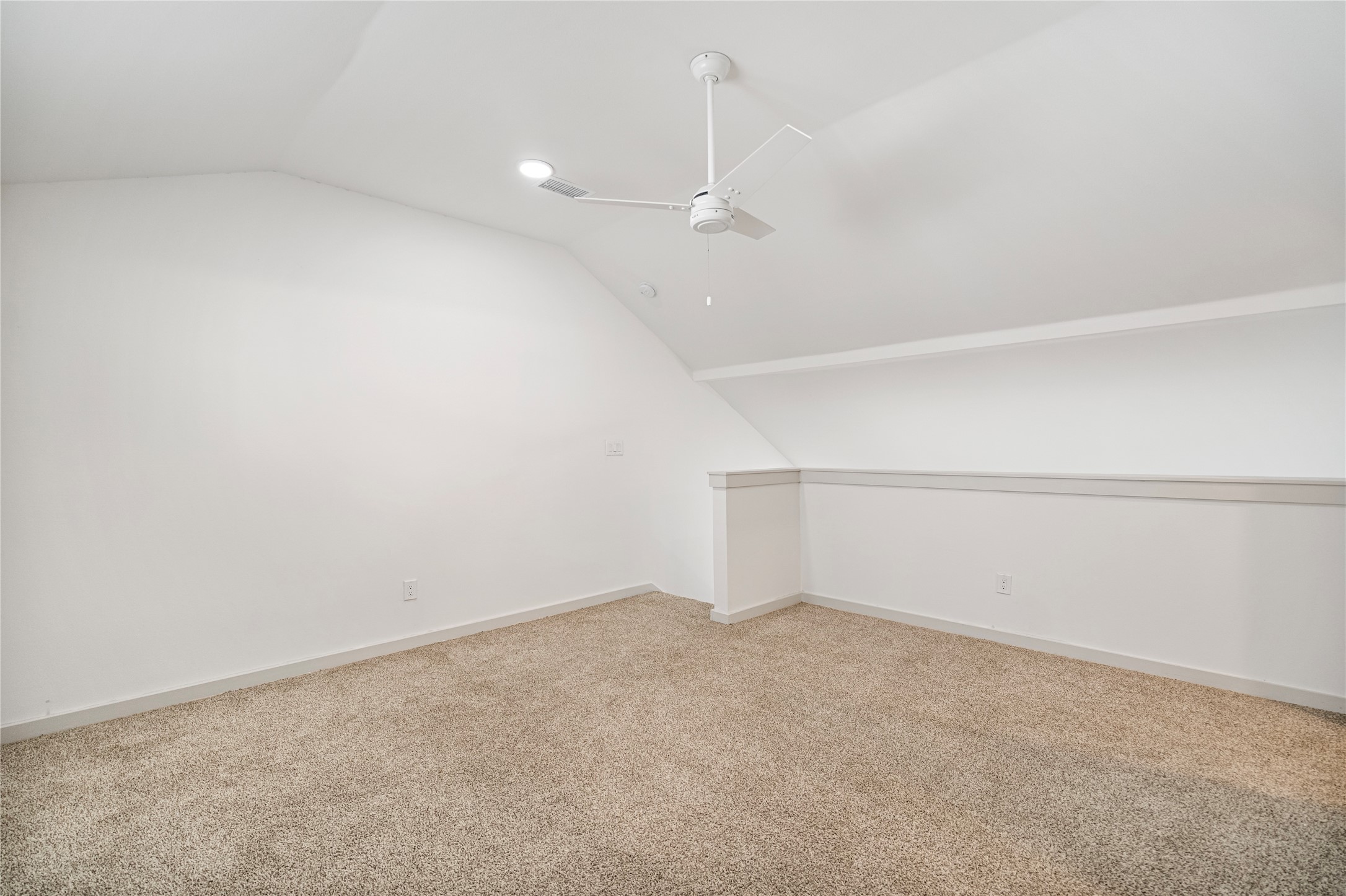 2909 Lucas Drive 208 , Dallas, TX, 75219 | 20823426 | Realty Texas LLC