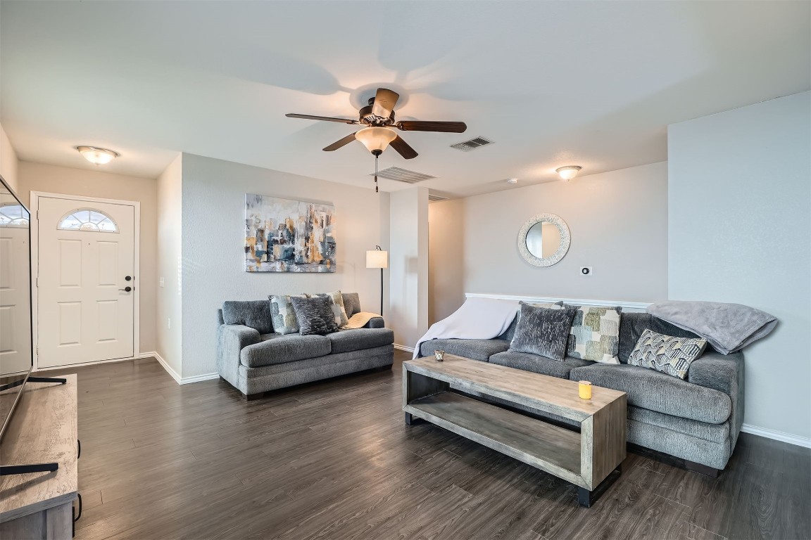 6725 Derby Downs Drive , Austin, TX, 78747 | 5001334 | Realty Texas LLC